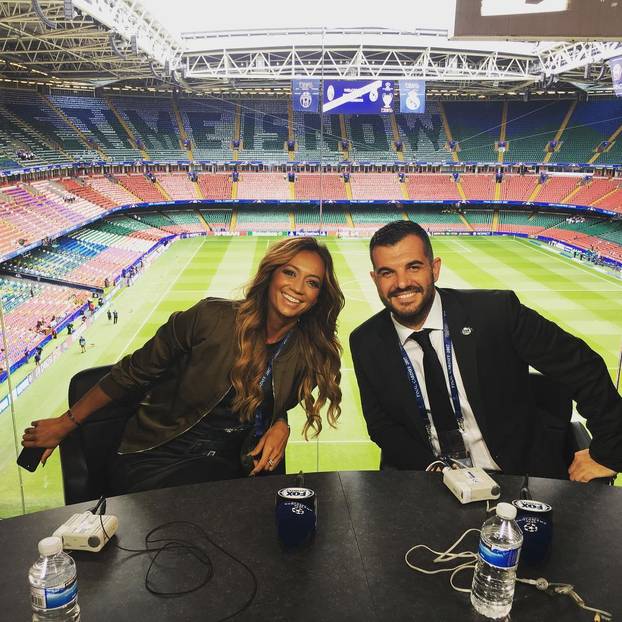 FOTO Incident u studiju Lige prvaka: Voditeljici pukla uska haljina, Henryju su 'bježale oči'