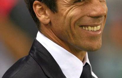Gianfranco Zola postaje trener West Ham Uniteda?