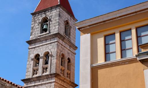 Bijeli dim u Vatikanu, zvona i u Hrvatskoj: Imamo novog papu!