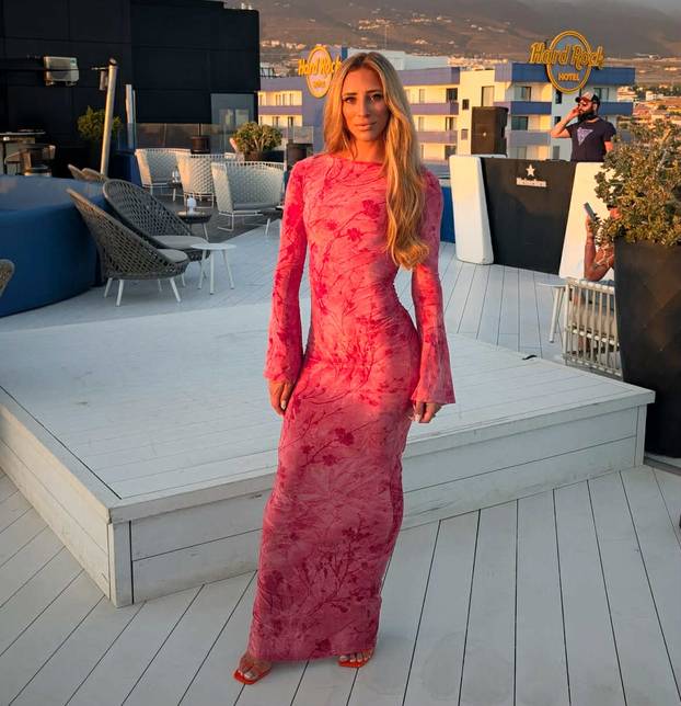 FOTO Kada joj vide tijelo, nitko ne vjeruje da ima dvoje djece