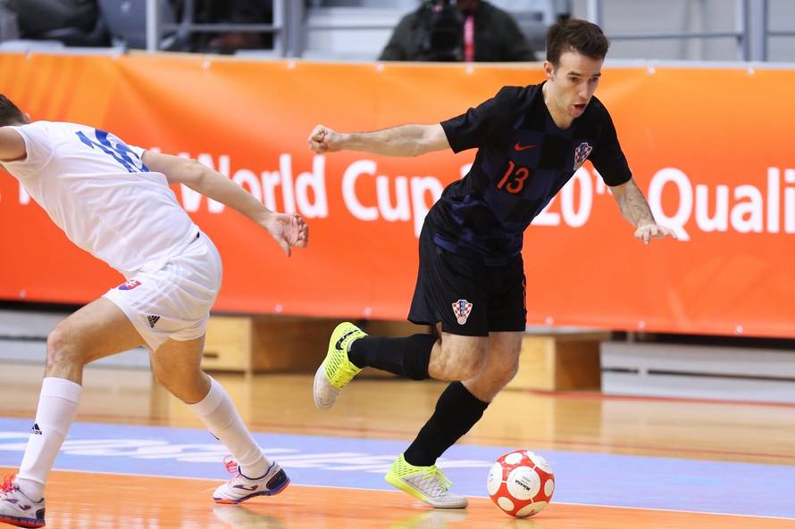 Osijek: Elitno kolo kvalifikacija za Svjetsko prvenstvo u futsalu: Hrvatska - Slovačka
