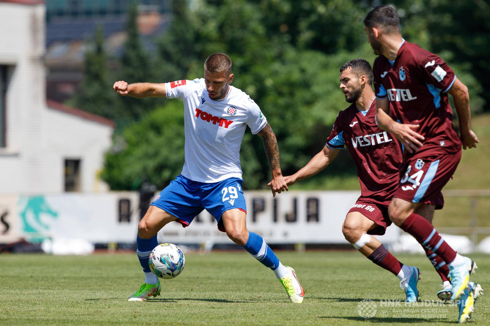 Uspješna generalka pred derbi: Hajduk srušio Bjeličin Trabzon! Oršić u debiju ozlijedio golmana