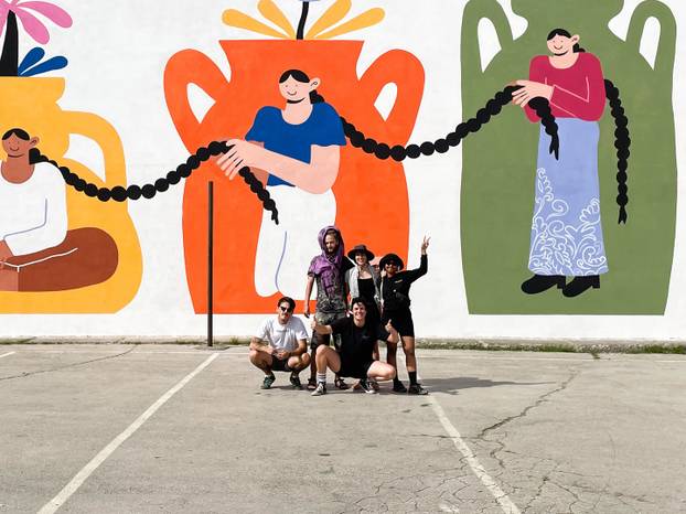 FOTO Grad pretvoren u galeriju: Pogledajte predivne murale na kućama i zgradama u Čačku