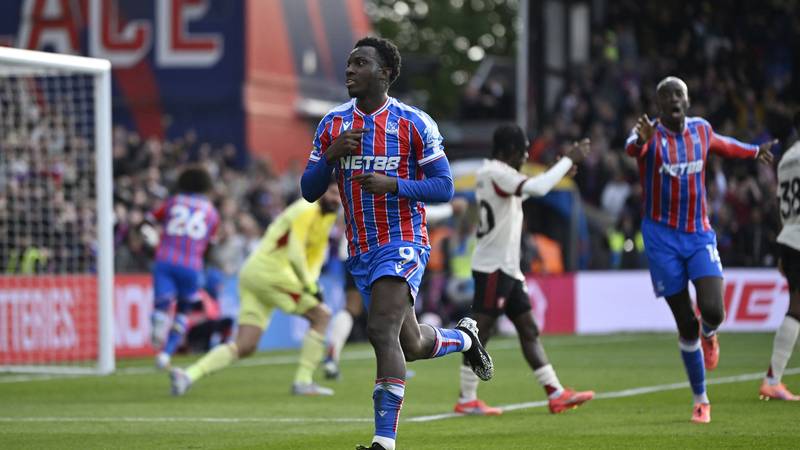 VIDEO Palace šokirao Liverpool i nanio mu prvi poraz, City s pet komada deklasirao Burnley