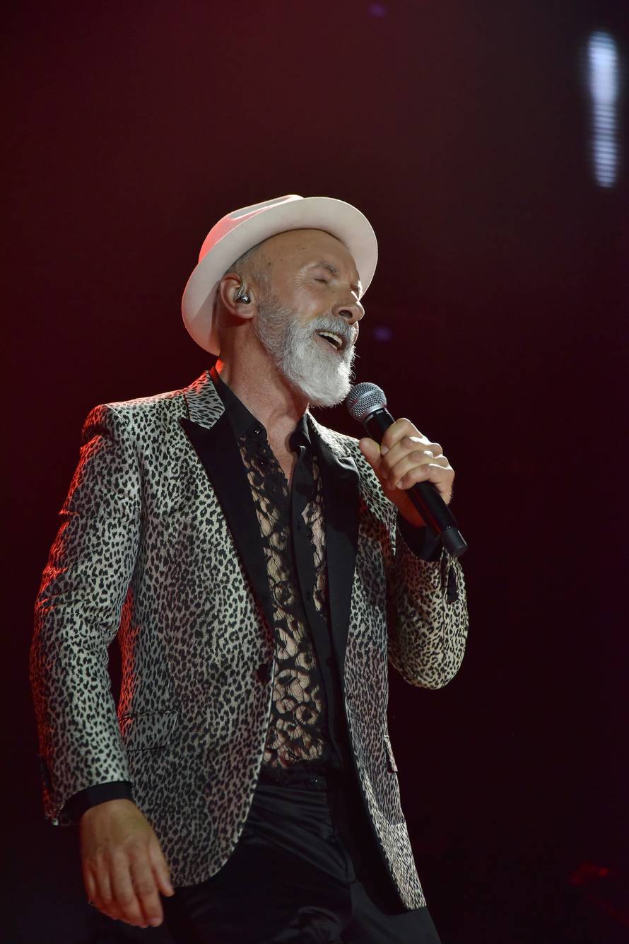 Migranti provalili u kuću Dine Merlina: Policija ulovila jednog