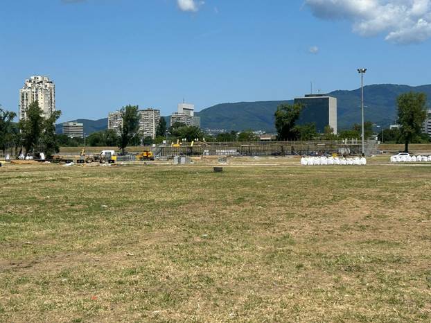FOTO Thompsonu ističe rok za čišćenje Hipodroma, evo kako danas izgleda mjesto koncerta