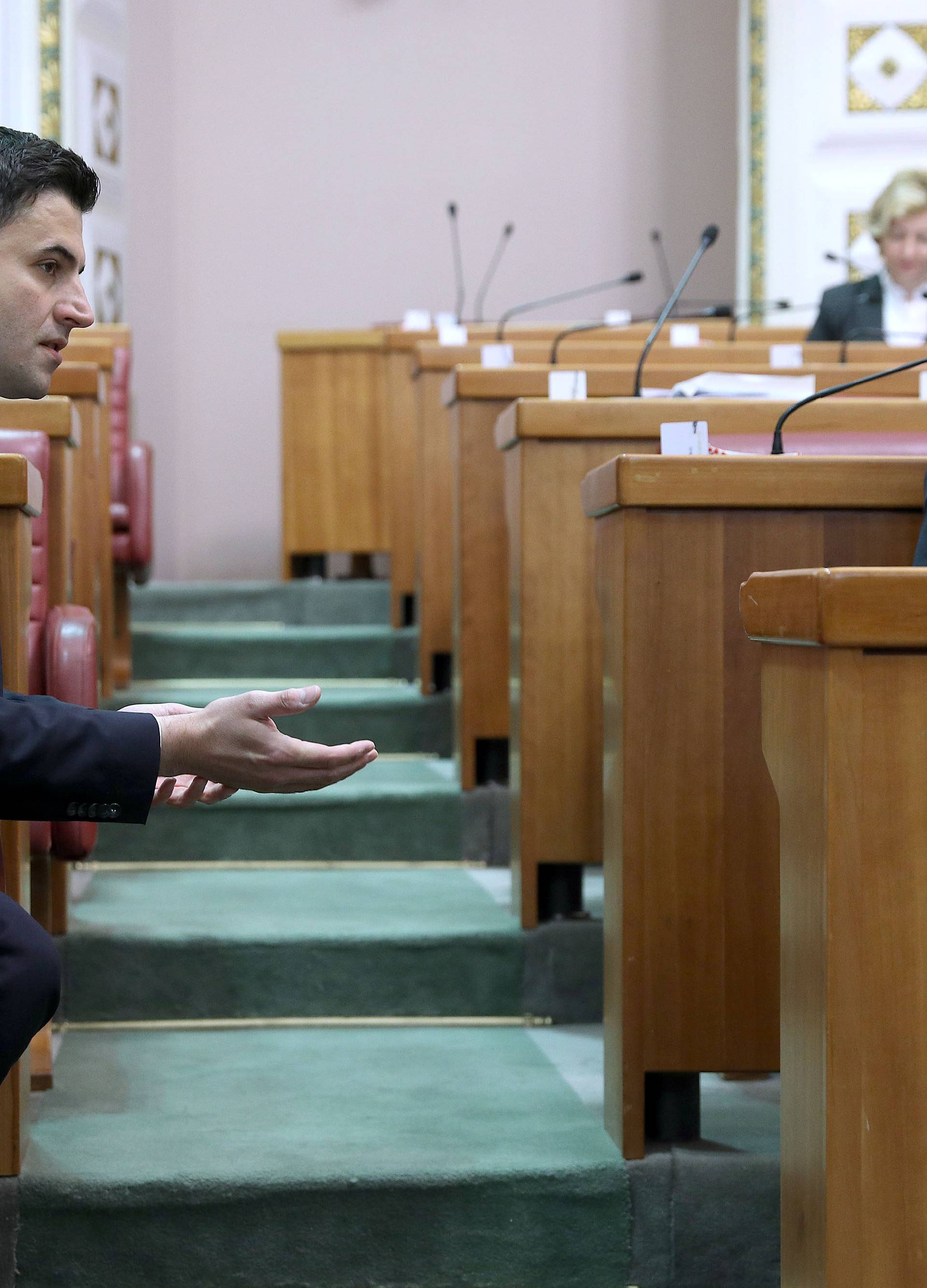 'Smisao prijedloga je pokazati kako nas je progutao Agrokor'