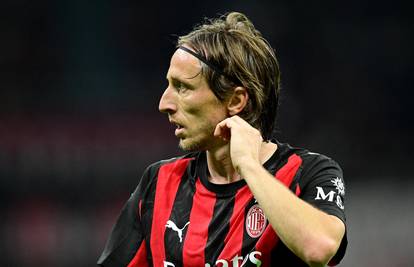 Gazzetta usporedila Modrića sa Zanettijem, Ibrahimovićem i Maldinijem. 'Prkose vremenu'