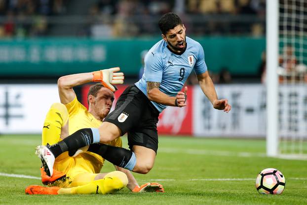 Uruguay v Czech Republic - China Cup Semi-Finals