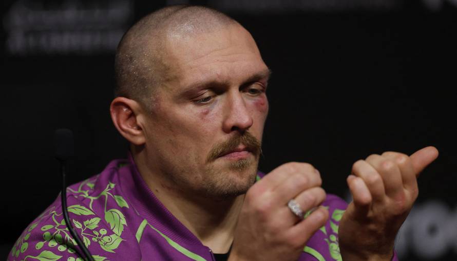 Oleksandr Usyk v Tyson Fury - Heavyweight World Title