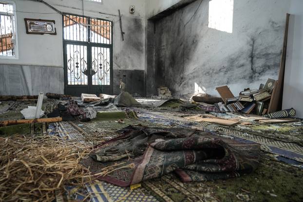 Explosion at Alawite mosque in Homs