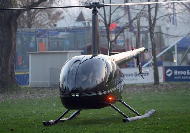 ARHIVA - 2008. Zagreb: Promocija novog spota Nives Celzijus "Bijesna"