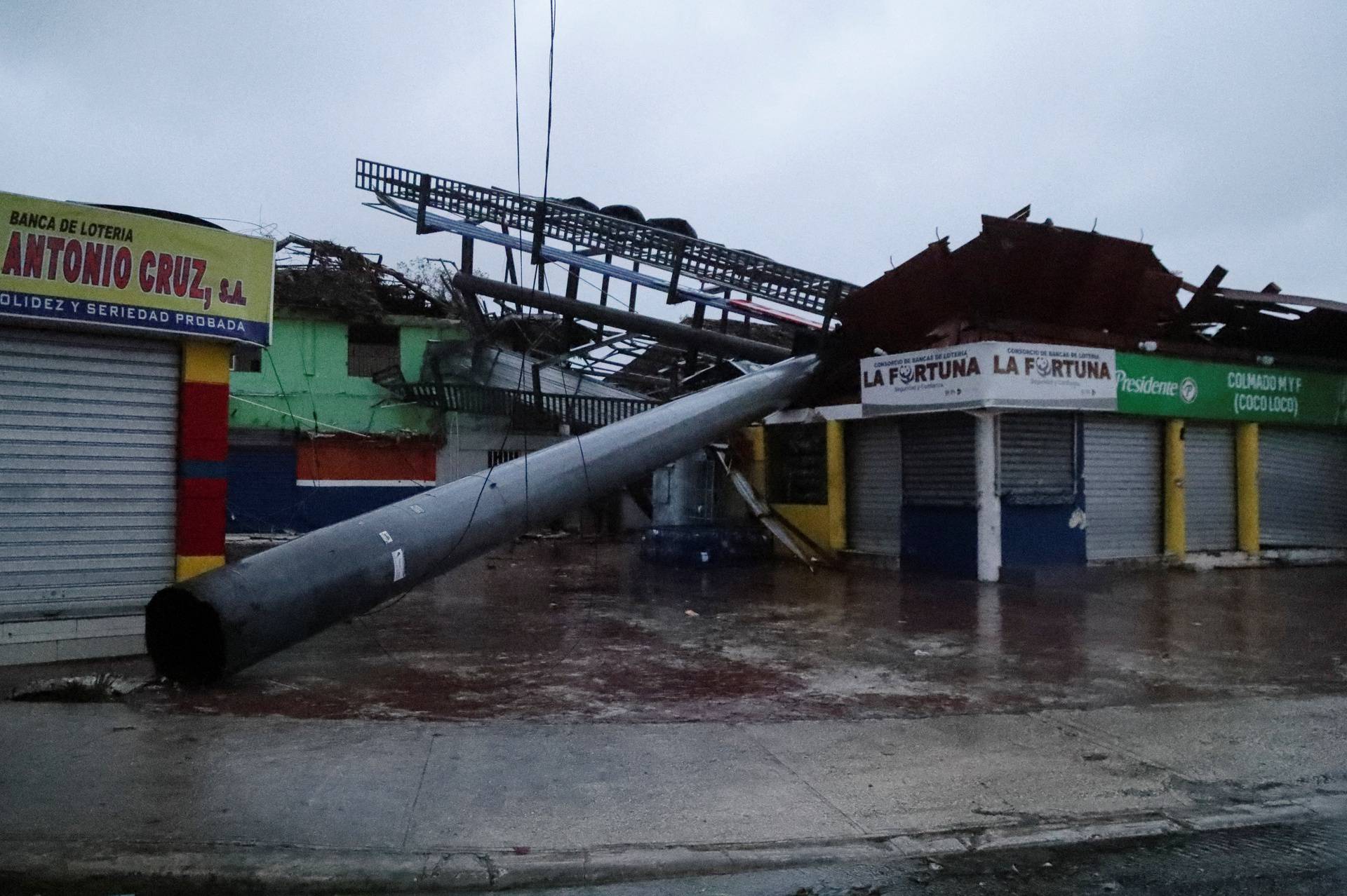 Hurricane Fiona makes landfall in the Dominican Republic