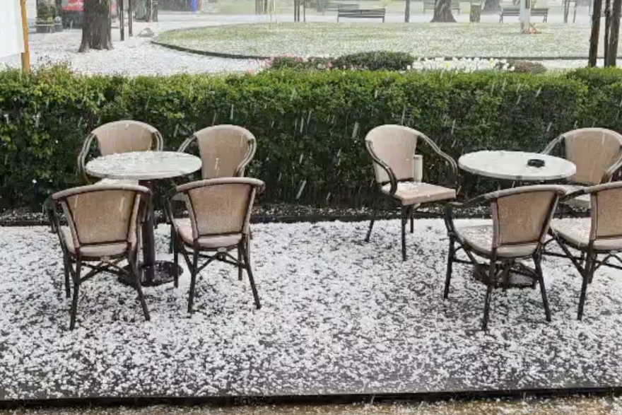 Tu&ccaron;a poharala i Slunj