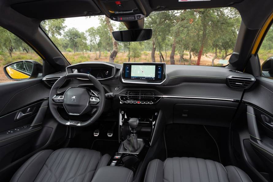 Ni jedan nije lijep kao  208: Mali auto podigao je veliku prašinu