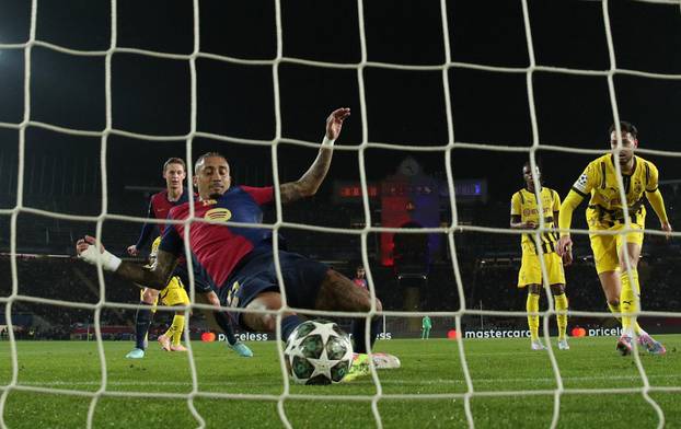 Champions League - Quarter Final - First Leg - FC Barcelona v Borussia Dortmund