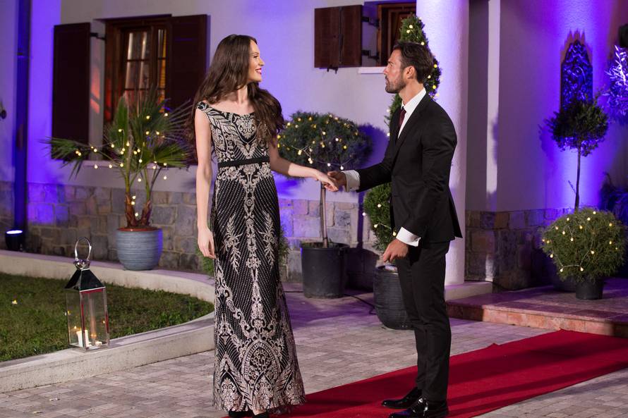 Daisy je spasio privjesak Isusa: Četiri cure napustile su kuću...