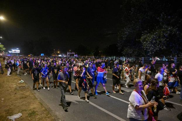 Zagreb: Neki su prije završetka koncerta krenuli napuštati Hipodrom