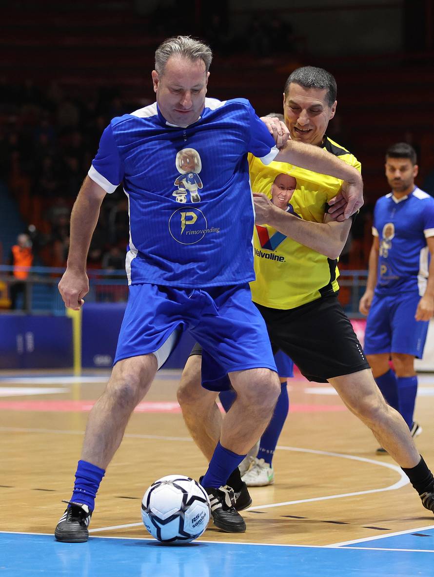 Dva kapetana: Revijalna utakmica u čast otišlih velikana nogometa i hakla, Zlatka Kranjčara i Duška Popovskog