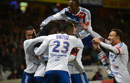 Lyon bez Lovrena pobijedio Montpellier i potvrdio 1. mjesto