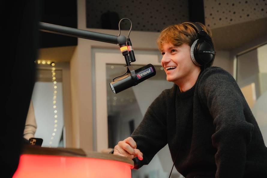 Jelena Karleuša oplela po Jakovu Jozinoviću: 'Potpuna budalaština i šizofrenija...'