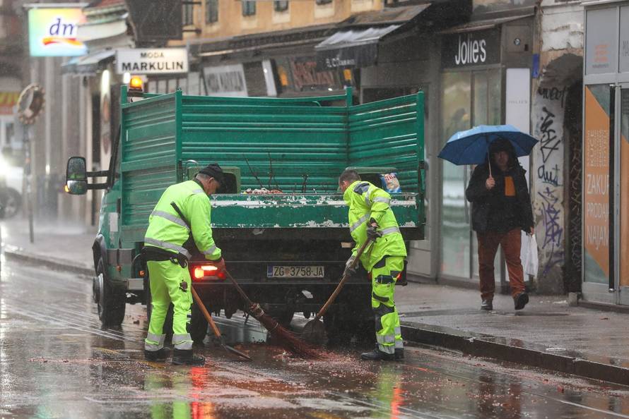 Zagreb: Započelo čišćenje Ilice