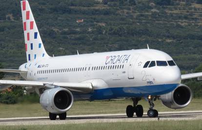 Avion za Dubrovnik kasnio jer nije imao tko ukrcati prtljagu