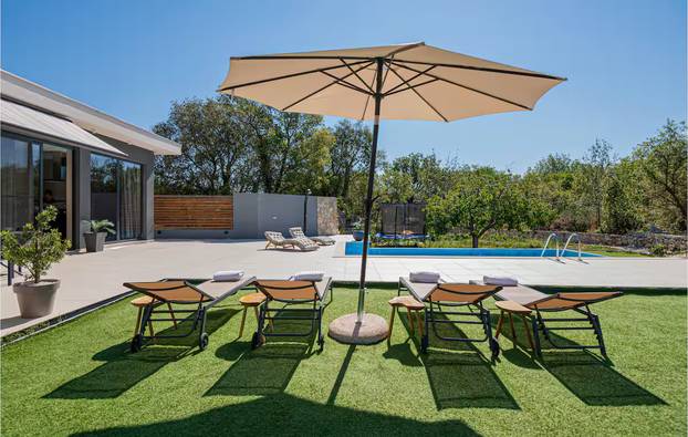 Ovo je vila zbog koje su priveli muža Ivane Ninčević Lesandrić. Rentali je za skoro 400 € noć!