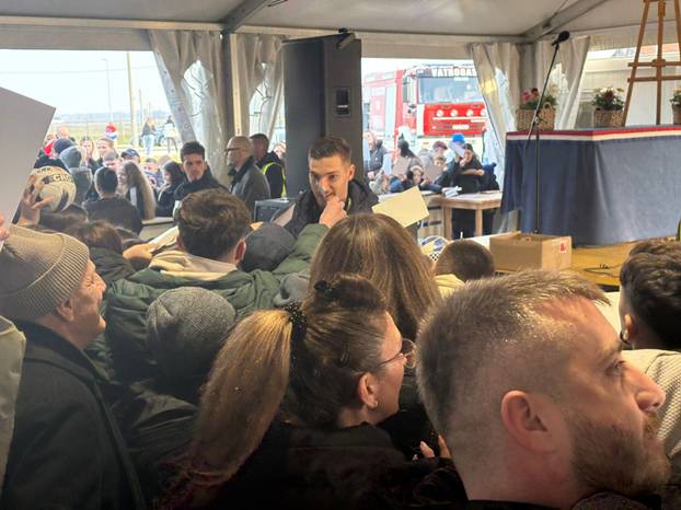 FOTO Brckovljani dočekali svoje brončane junake! Kuzmanović i Raužan oduševili sve prisutne