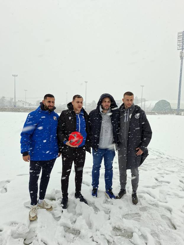 FOTO Dolove i brijeg zabijelio je snijeg: Ovako izgledaju tereni u Koprivnici, Varaždinu, Zaprešiću