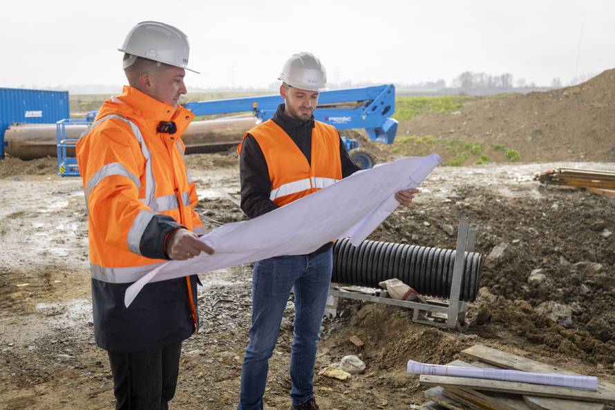Punom parom se gradi posljednja dionica Koridora 5c, uskoro će put od Osijeka do Budimpešte trajati dva sata