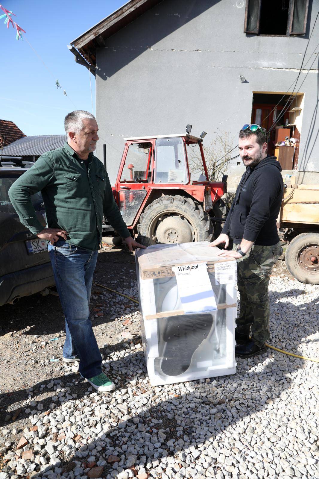 Baka Stana iz Majskih Poljana dobila sušilicu: 'Konačno će mi unuke imati suhu odjeću'