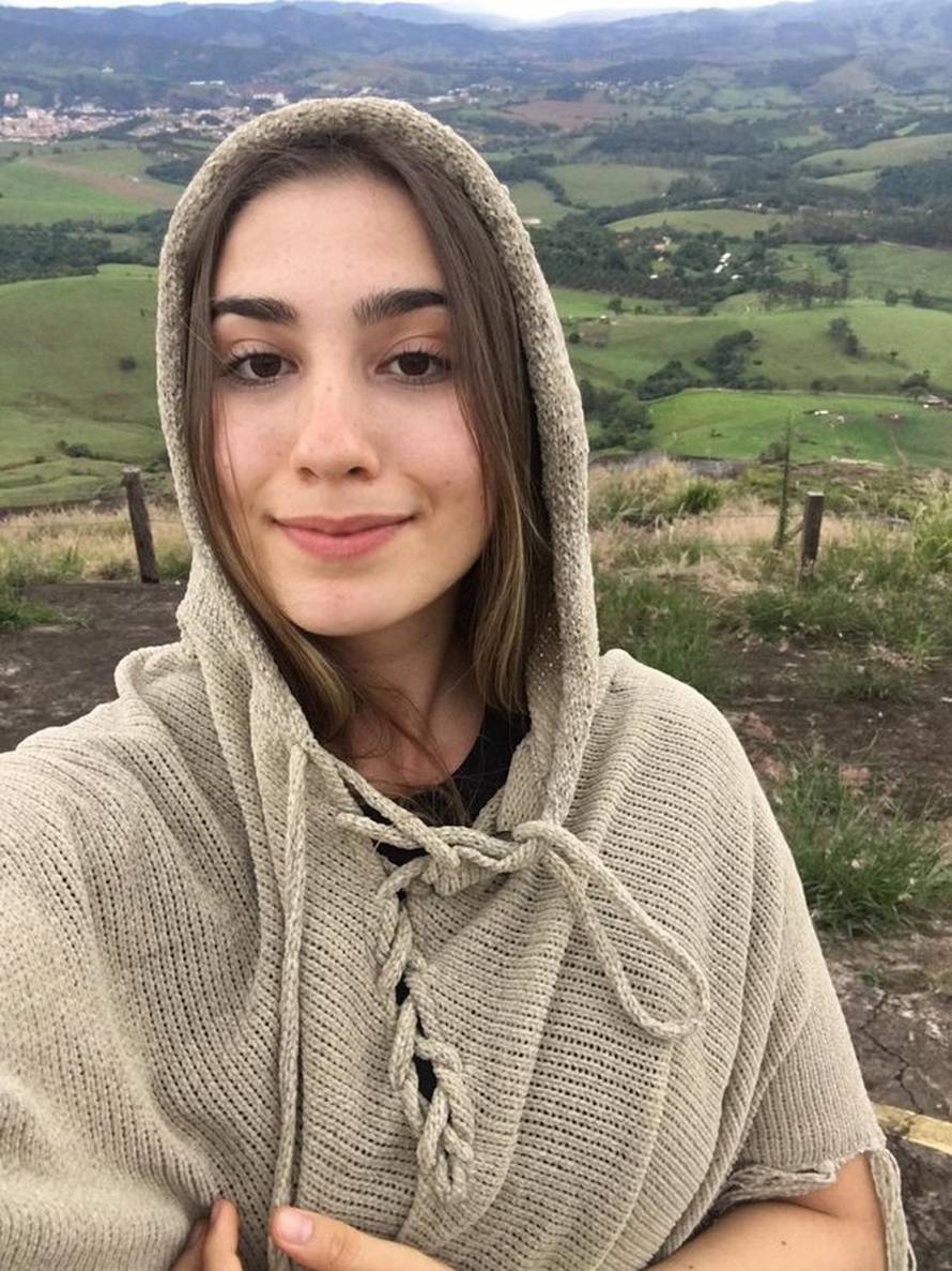 Prirodna ljepota: Brojne žene podijelile fotke sa i bez šminke