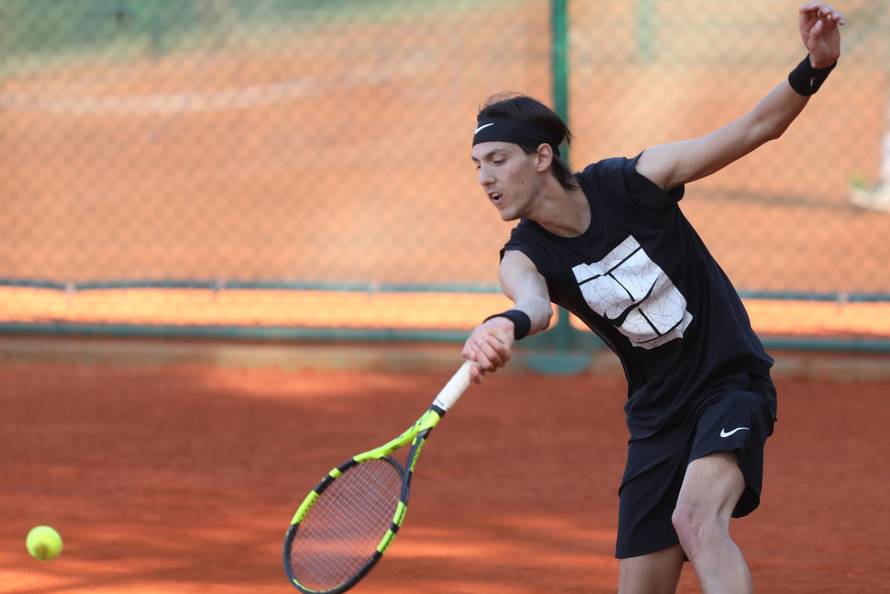 Teniski turnir rekreativaca "Stars Open Tour" na Malom Lošinju