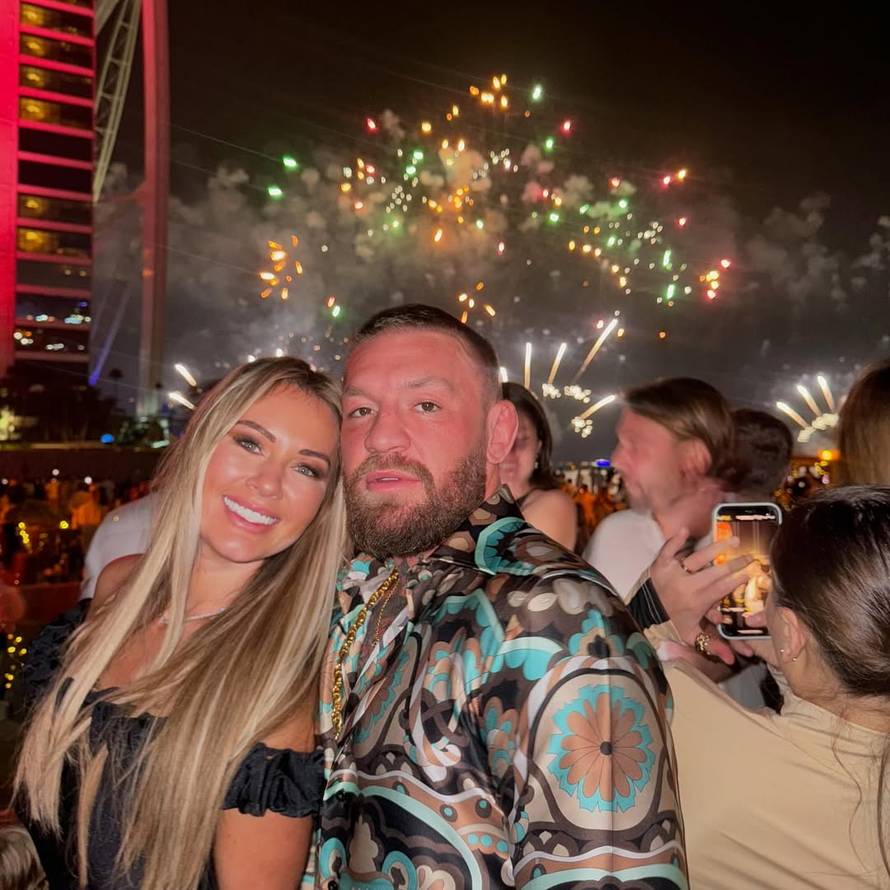 Conor McGregor i Dee Devlin rekli 'da' u Vatikanu!