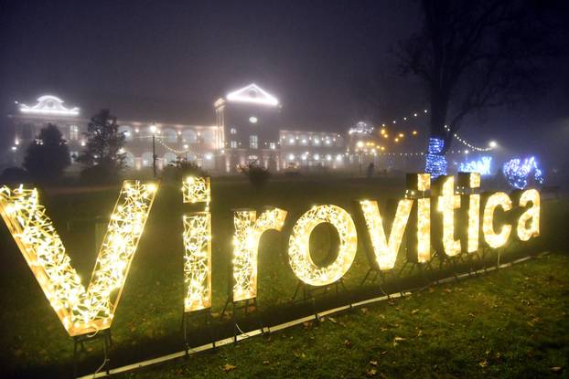 Vozila puna plišanih medvjedića apsolutni su hit adventa u Virovitici