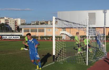 Dinamo II pobijedio 5-0 u Puli, Badji Badara zabio četiri gola