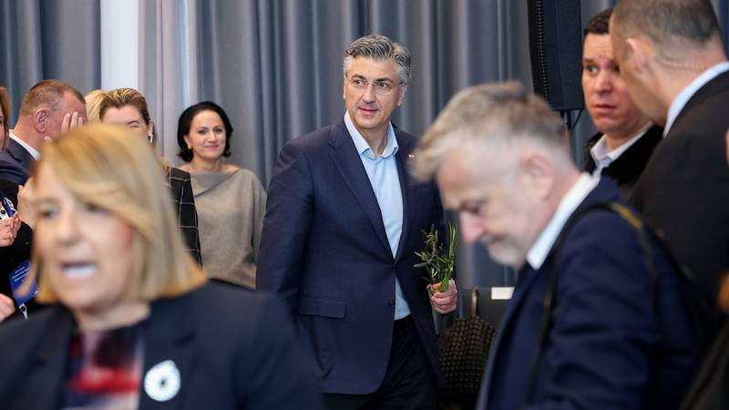 Plenković: 'Štete su velike, ali zajednički ćemo ih sanirati...'