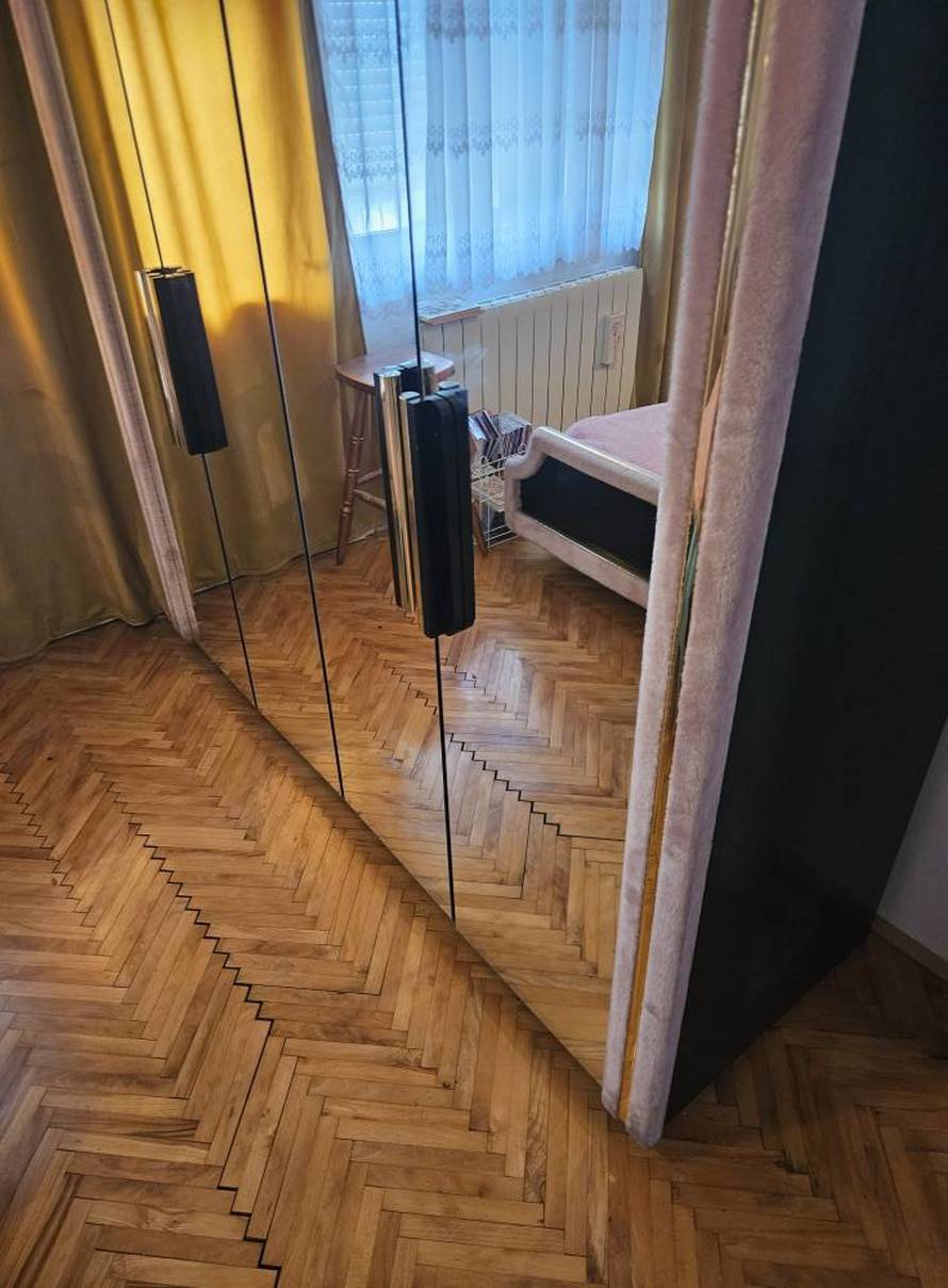 Slavonac prodaje krevet, oglas postao hit! Sve daje za 2000 €. 'Jesu to mikrovalne sa strane?'