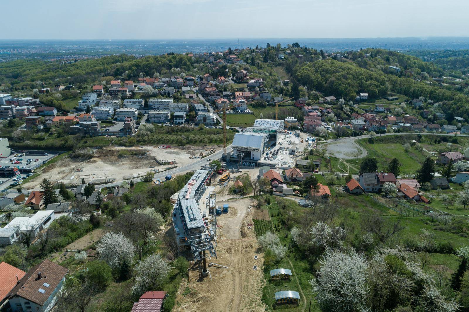 Zagreb: Pogled iz zraka na gradilište sljemenske žičare