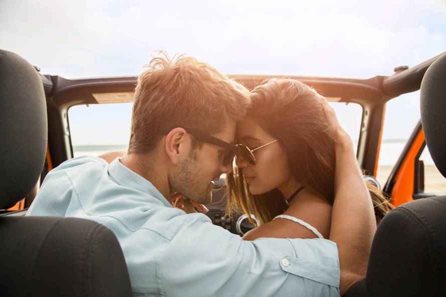 Razlika u godinama: Ako je ona ovoliko starija od njega, velike su šanse da će on htjeti razvod