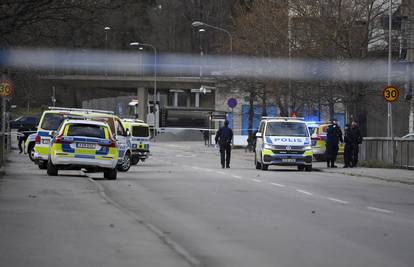 Pucnjava kod veleposlanstva Izraela u Stockholmu, policajci su zatvorili dio grada