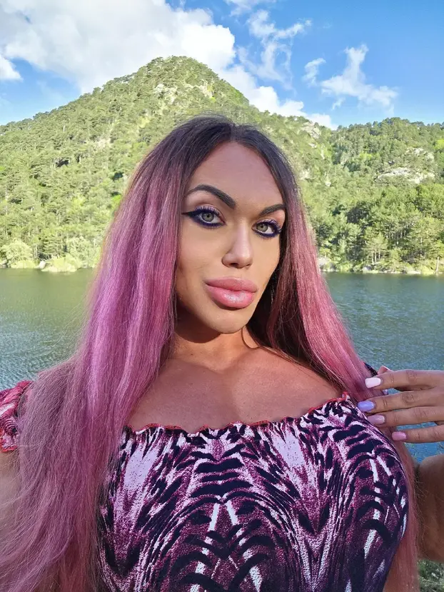 FOTO Zovu je 'planinom mišića', dolazi i do Dubrovnika: Dečki su opsjednuti sa mnom. Dosađuju!