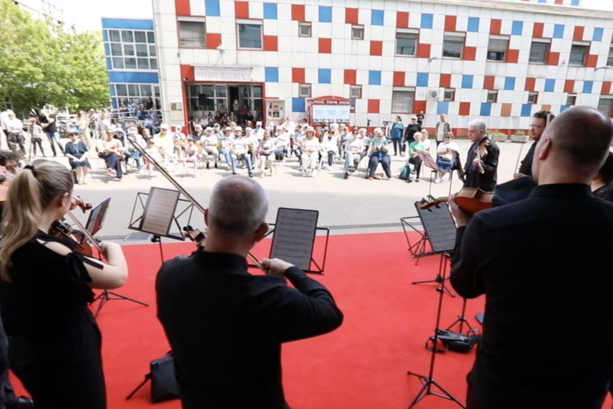 Zagrebački solisti na platou Mamutice održali koncert "Mamutica Classics"