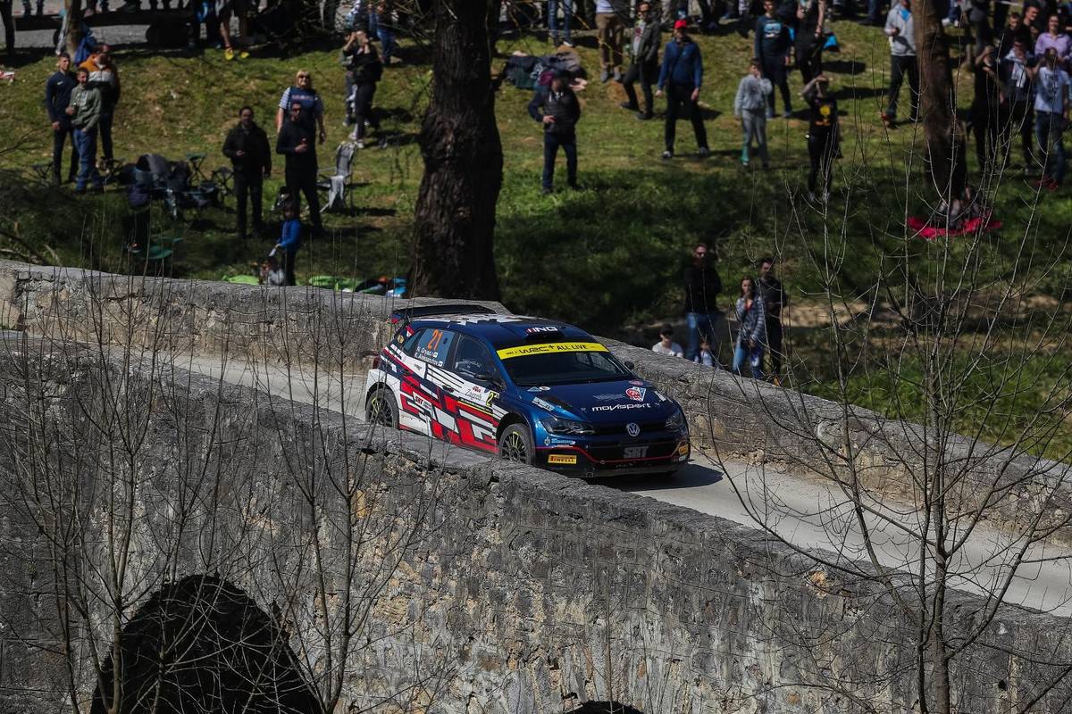 Nova teška nesreća na WRC-u: Ruski vozač završio na krovu!
