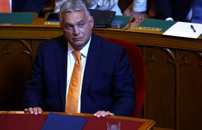 Dodik u Budimpešti hvalio Orbana, pridružio mu se i Karan