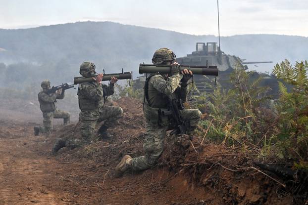 FOTO Hrvatska vojska i na zemlji, zraku, moru. Pogledajte spektakularnu vojnu vježbu
