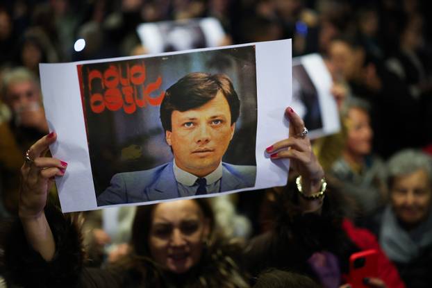 Suze i pjesma u Sarajevu u čast Halidu Bešliću 