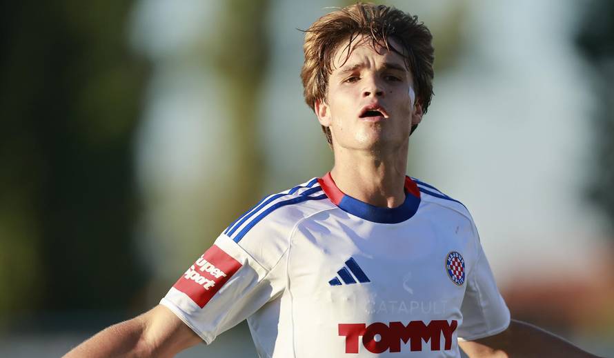 Vinkovci: NK Vukovar i HNK Hajduk sastali se u 9 kolu Prve HNL