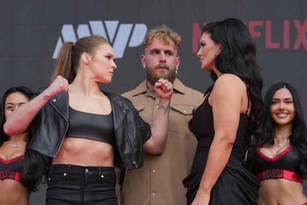 MMA: Rousey vs Carano - Press Conference
